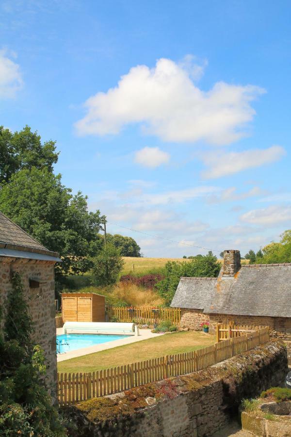 Villa Le Hutereau - Muscadet à Saint-Denis-de-Gastines Extérieur photo